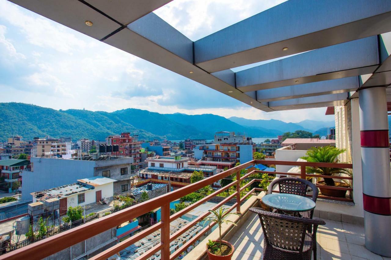 Hotel Lake Paradise Pokhara Exterior photo